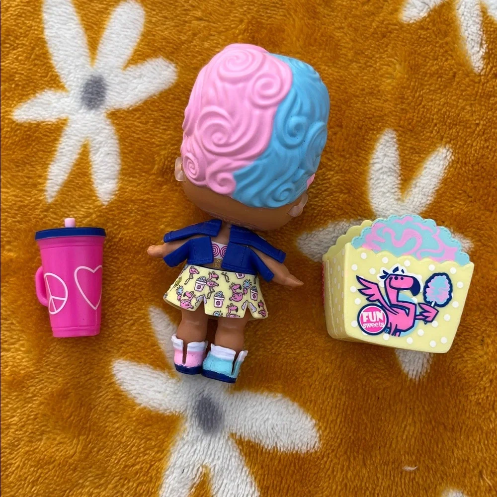 NEW L.O.L. Surprise Mini Sweets Flamingo Girlie Collectible Doll LS-208